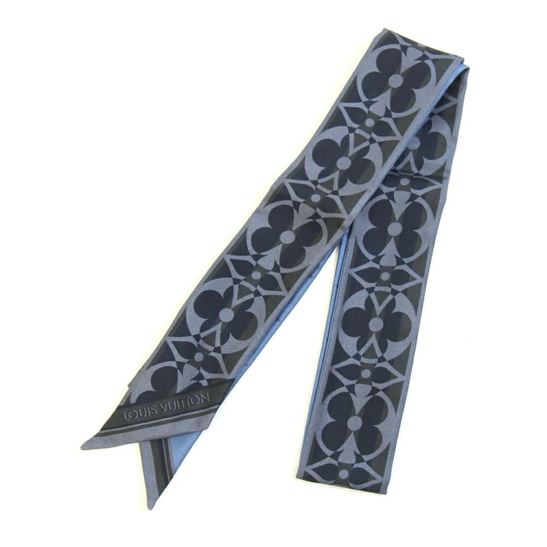 Louis Vuitton Scarf Bandeau M73078 Gray Blue 100% Silk Tie Ribbon LV LOUIS VUITTON: --- Catalog ---Category: SizeSize (LxW): 5cm x 1.2m / 1.96'' x 47.24''Category: DesignType: ScarfColor: Blue, GrayGender: Men,WomenMaterial: Silk 100%Category: GeneralBrand: Louis VuittonModel: M73078