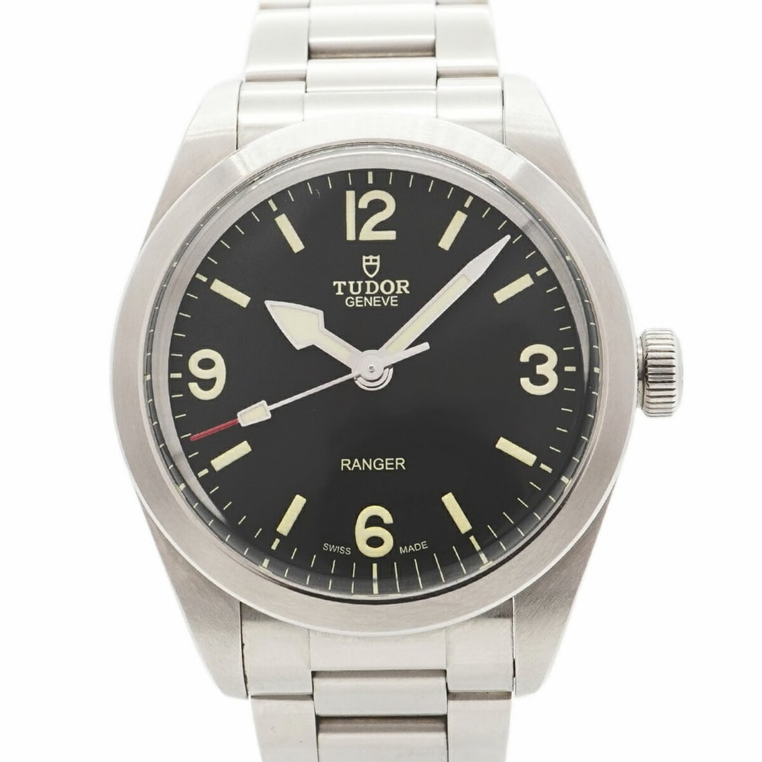 Tudor Ranger 79950 Black Dial Men's Watch: --- Catalog ---Category: SizeWrist Size: 16.5cm / 6.49''Case Diameter: 39mm / 1.54''Category: DesignType: WristwatchGender: MenColor (Dial): BlackMaterial (Band): Stainless steelCategory: GeneralMPN: