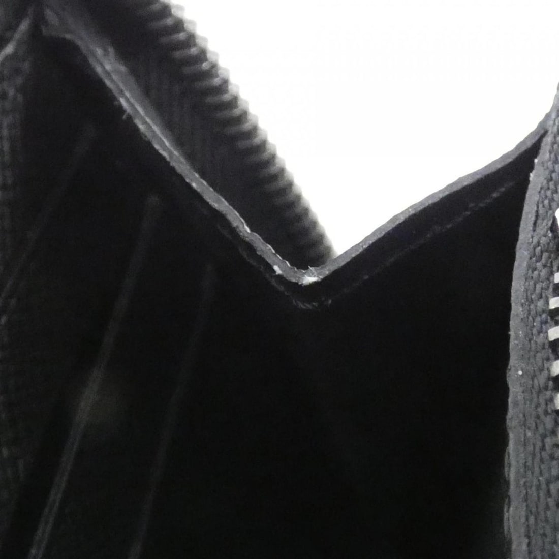 Louis Vuitton Monogram Eclipse Zippy Wallet Horizontal M11611 - 7