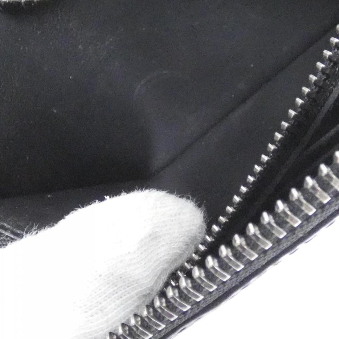 Louis Vuitton Monogram Eclipse Zippy Wallet Horizontal M11611 - 8