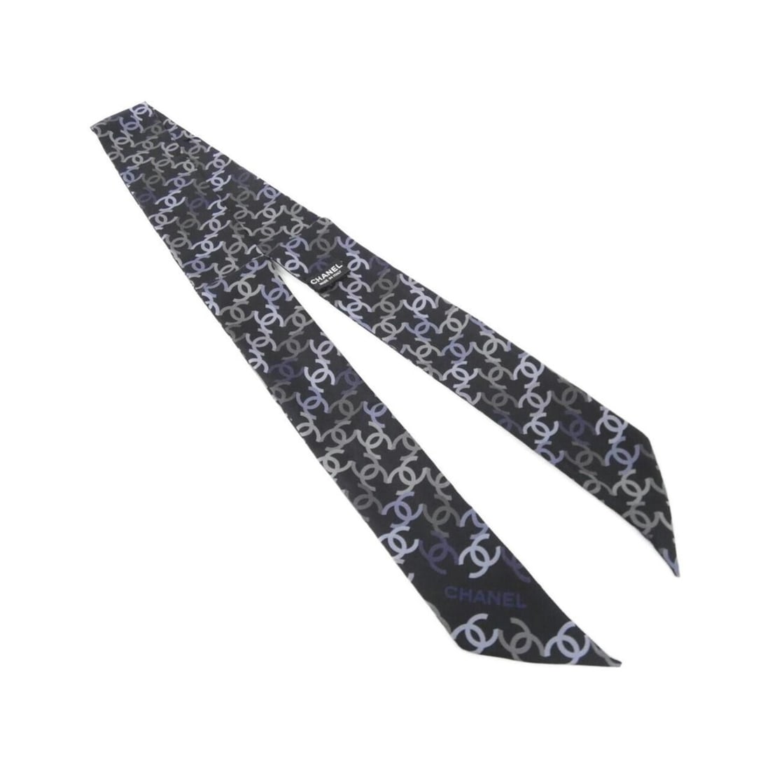 Chanel AA7863 Hairband: --- Catalog ---Category: SizeSize (LxW): 6cm x 1.2m / 2.36'' x 47.24''Category: DesignType: ScarfColor: Black, GrayGender: WomenMaterial: Silk Category: GeneralMPN: AA7863Brand: Chanel--- Item List --