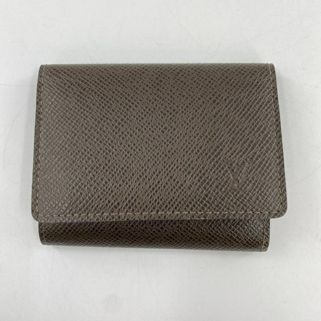LOUIS VUITTON Envelope Carte de Widget Business Card Case M30928 Taiga Brown Louis Vuitton (1 of 15)