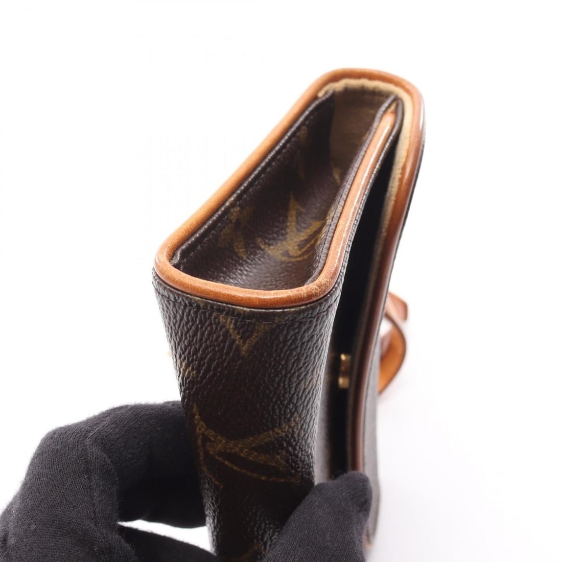 Gucci Interlocking G Ring - 11