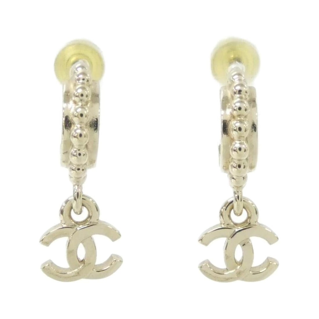 Chanel ABG123 earrings: --- Catalog ---Category: SizeSize (HxWxD): 20.00mm x 8.00mm / 0.79'' x 0.31''Category: DesignType: Drop earringsColor: GoldGender: WomenCategory: GeneralMPN: ABG123Brand: Chanel--- Item List ---Sectio