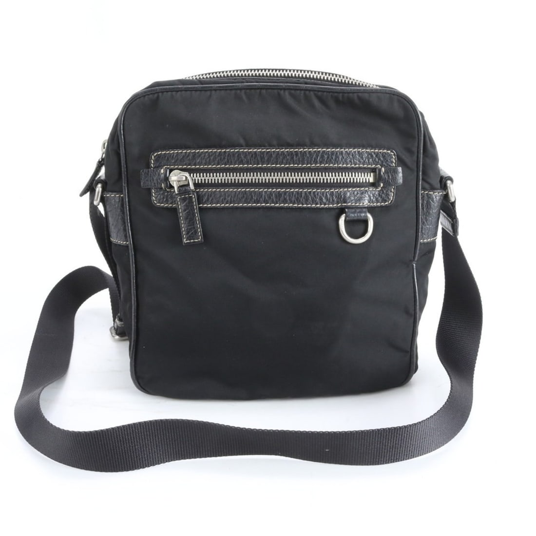 Prada Tessuto Nylon Triangle Logo Leather Shoulder Bag Messenger Black Men's: --- Catalog ---Category: SizeSize (HxWxD): 28cm x 25cm x 9cm / 11.02'' x 9.84'' x 3.54''Category: DesignType: Shoulder bagColor: BlackGender: MenMaterial: Nylon , Leather Category: GeneralBrand: