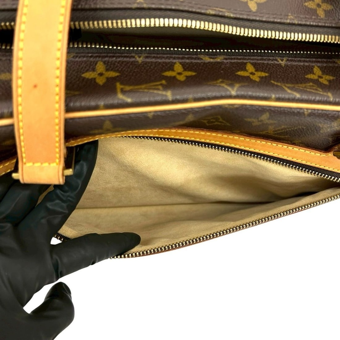 Louis Vuitton Monogram Split M77119 Scarf - 10