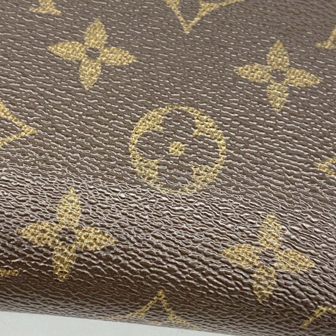 Chanel 1932 Ribbon Ring - 18