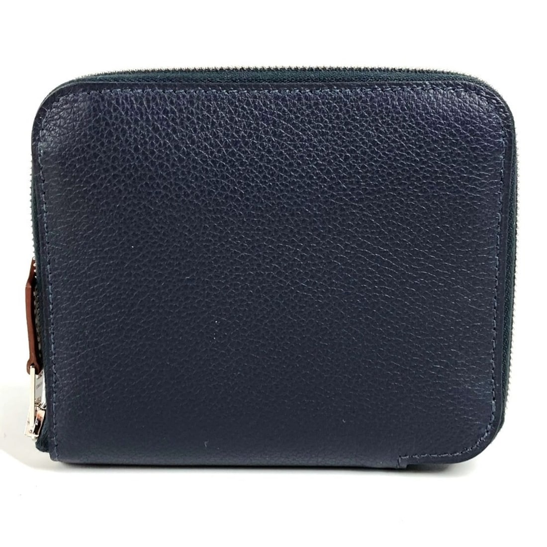 HERMES Azap Silkin Compact Business Card Case, Pass Coin Purse, Wallet, Leather, Round Zipper,: --- Catalog ---Category: SizeSize (HxWxD): 9.5cm x 11cm / 3.74'' x 4.33''Category: DesignType: Coin purse/coin caseColor: NavyGender: Men,WomenMaterial: Leather Category: GeneralBrand: HermesCountry o
