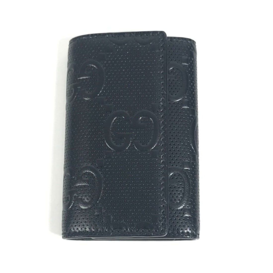 GUCCI 625565 GG Embossed Logo 6-Piece Key Case with Ring, Leather, Black, Men's/Women's: --- Catalog ---Category: SizeSize (HxWxD): 11cm x 7.5cm / 4.33'' x 2.95''Category: DesignType: KeyringColor: BlackGender: Men,WomenMaterial: LeatherCategory: GeneralMPN: 625565Brand: GucciCountry of O