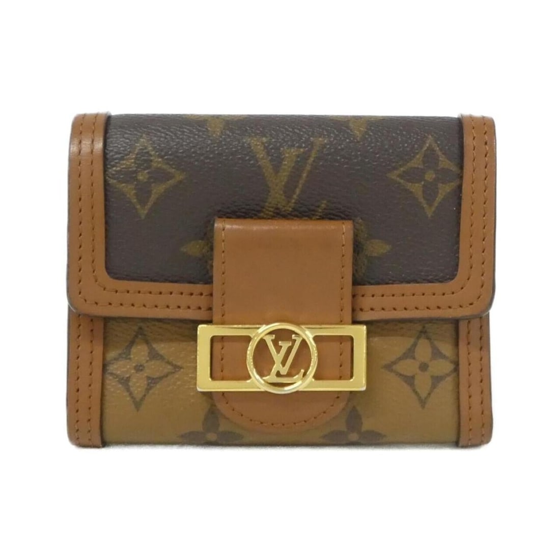 Louis Vuitton Monogram Portefeuille Dauphine Compact M68725 Wallet: --- Catalog ---Category: SizeSize (HxWxD): 1cm x 12cm x 3cm / 0.39'' x 4.72'' x 1.18''Category: DesignColor: BrownGender: WomenMaterial: Coated canvas Category: GeneralMPN: M68725Brand: Louis