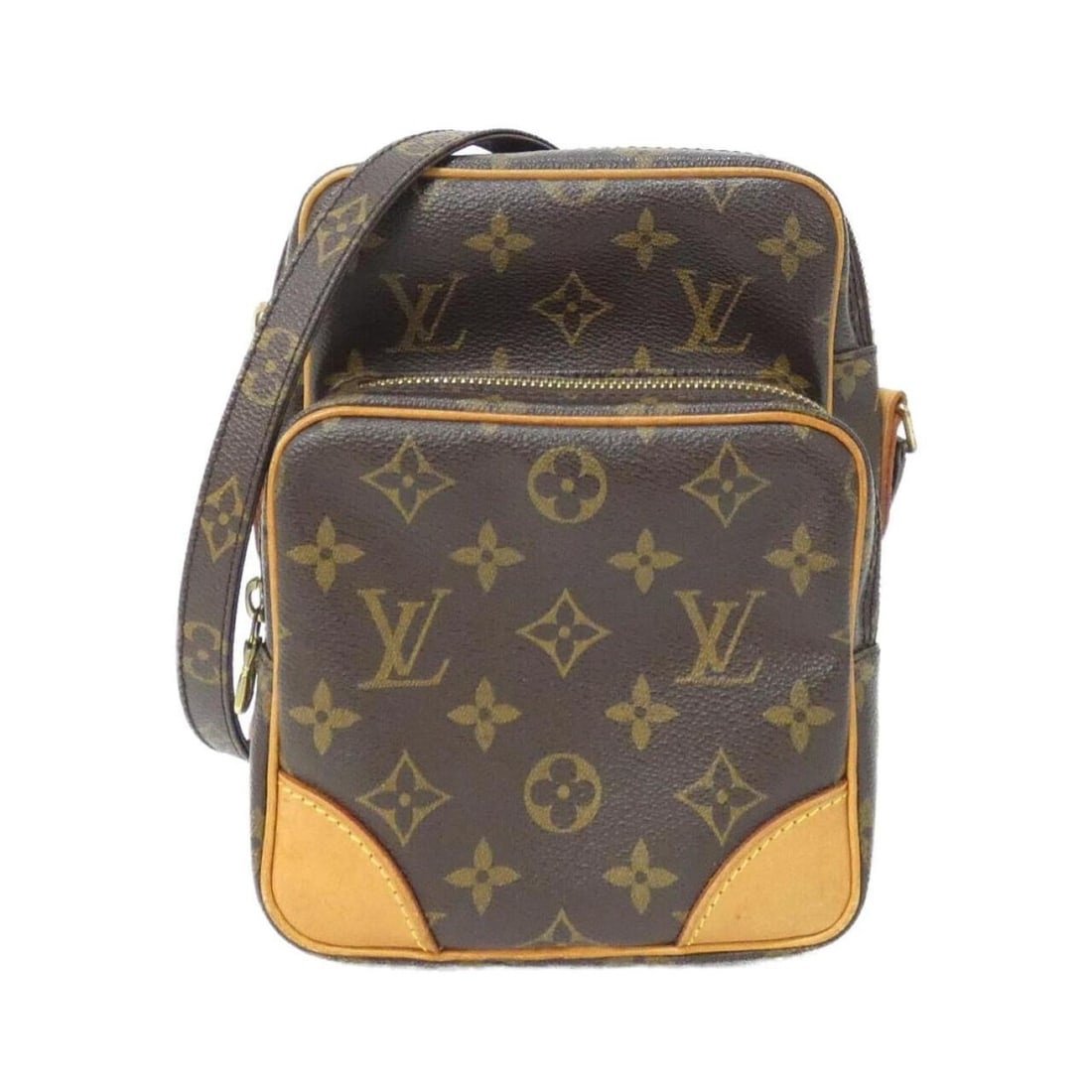 Louis Vuitton Monogram Amazon M45236 Shoulder Bag: --- Catalog ---Category: SizeSize (HxWxD): 22cm x 15cm x 9cm / 8.66'' x 5.9'' x 3.54''Category: DesignType: Shoulder bagColor: BrownGender: Women,MenMaterial: Coated canvas Category: GeneralMPN: