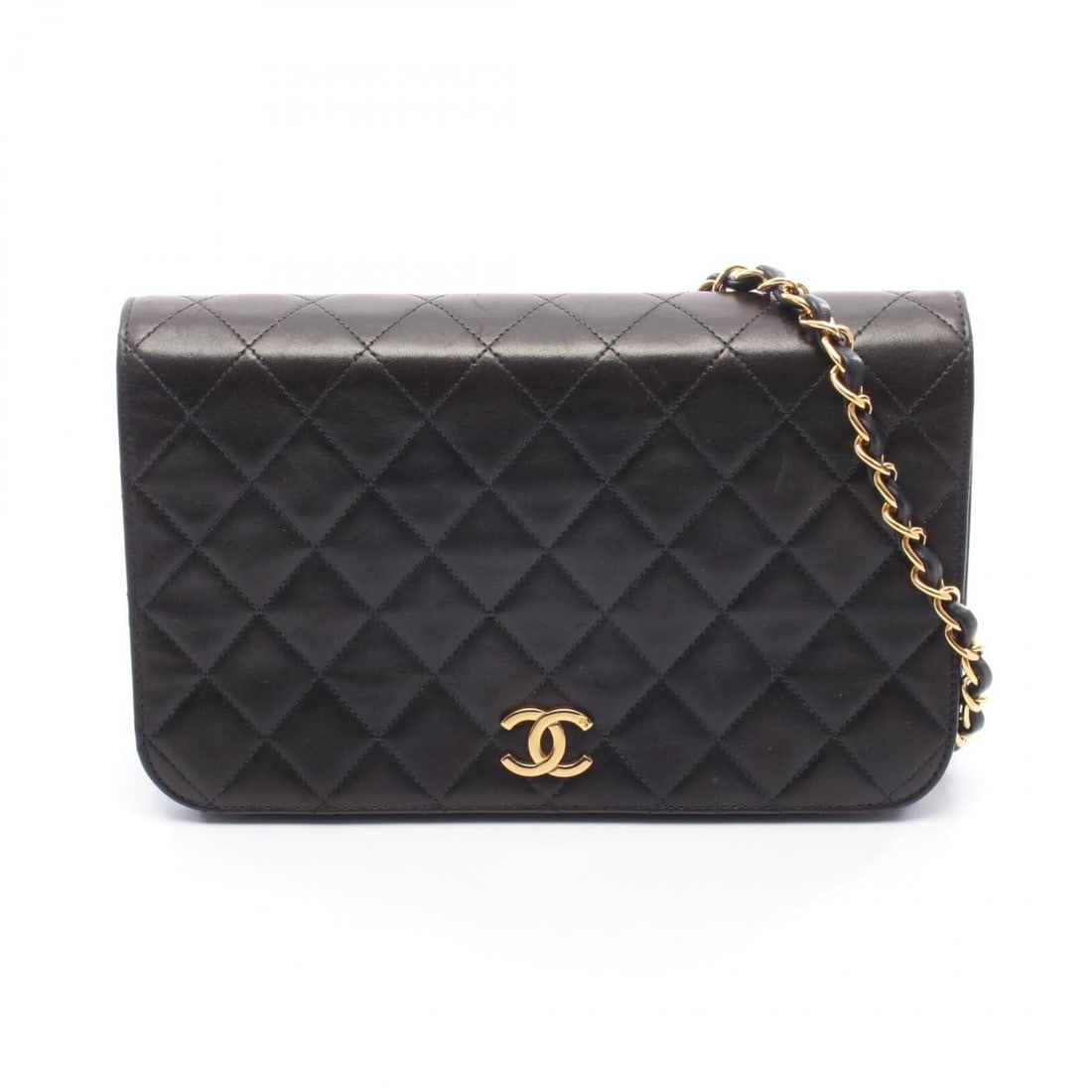CHANEL Matelasse Full Flap Shoulder Bag/Handbag in Lambskin Leather, Black: --- Catalog ---Category: SizeSize (HxWxD): 14cm x 23.5cm x 6cm / 5.51'' x 9.25'' x 2.36''Category: DesignType: Handbag, Shoulder bagColor: BlackGender: WomenMaterial: Leather Hardware Color: GoldLeath