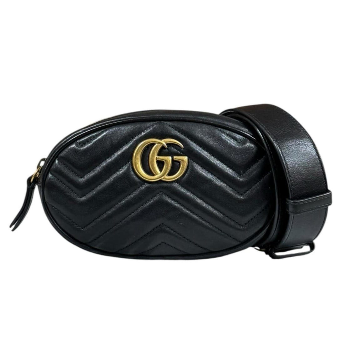 Gucci quilted belt bag, GG Marmont waist leather 476434, black, women's, pre-owned GUCCI body bag: --- Catalog ---Category: SizeSize (HxWxD): 10.5cm x 17.5cm x 4cm / 4.13'' x 6.88'' x 1.57''Category: DesignType: Fanny packColor: BlackGender: WomenMaterial: Leather Category: GeneralBrand: GucciCount