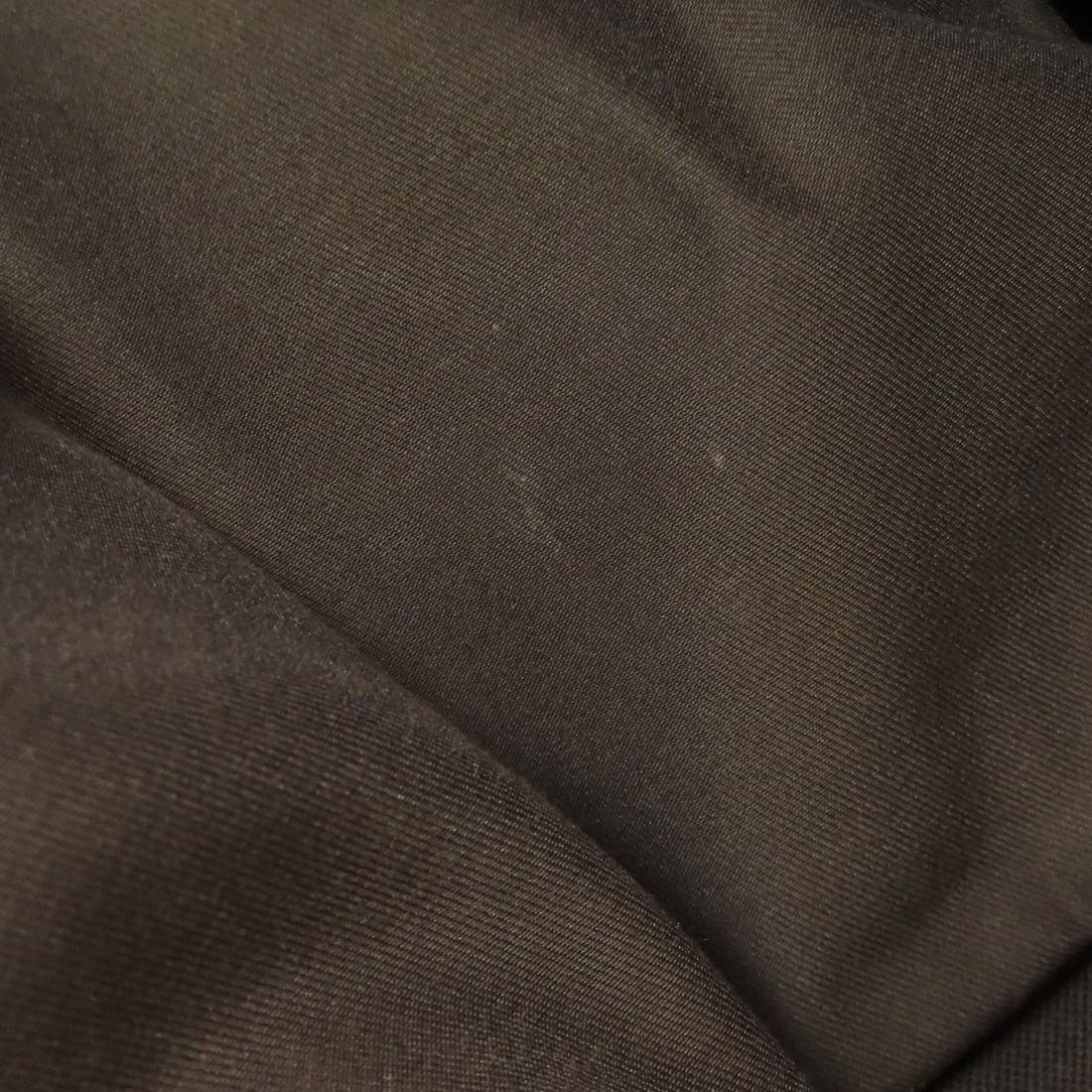 Gucci 211137 GG Supreme Tote Bag PVC Women's GUCCI: --- Catalog ---Category: SizeSize (HxWxD): 28cm x 45cm x 11cm / 11.02'' x 17.71'' x 4.33''Handle Length: 44cm / 17.32''Category: DesignType: Tote bagColor: BrownGender: WomenClosure: ZipperMaterial: P