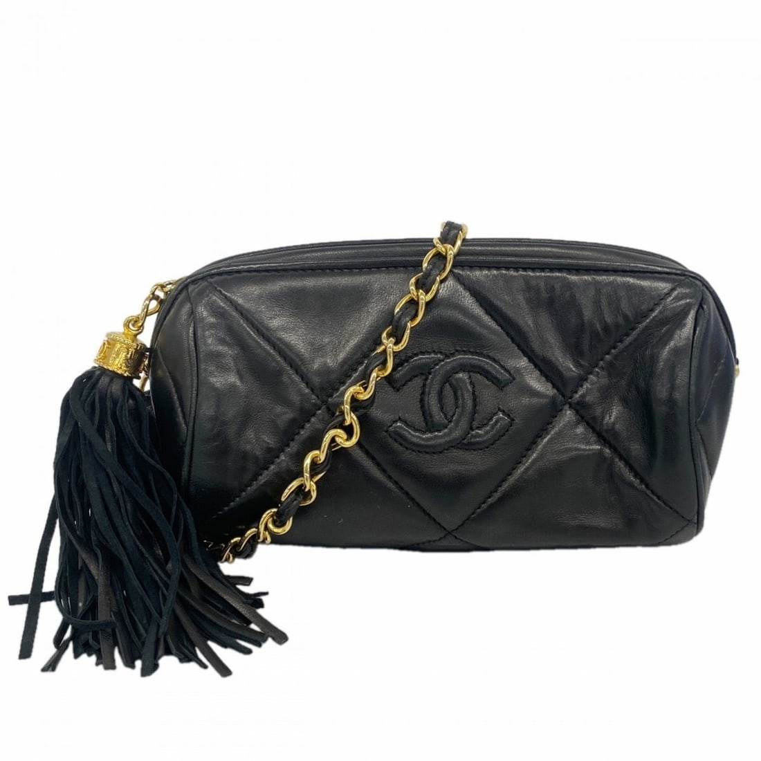 Chanel Shoulder Bag with Chain Bag, Lambskin, Black, Women's: --- Catalog ---Category: SizeSize (HxWxD): 11cm x 18cm x 7.5cm / 4.33'' x 7.08'' x 2.95''Category: DesignType: Shoulder bagColor: BlackGender: WomenMaterial: Leather Hardware Color: GoldLeather/Fur Ty