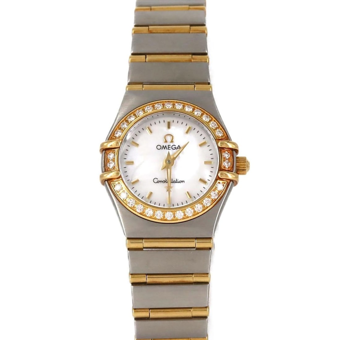 Omega Constellation Mini Two-Tone D 1267.70 SSxYG Quartz Watch: --- Catalog ---Category: SizeWrist Size: 16.5cm / 6.49''Case Diameter: 22.5mm / 0.89''Category: DesignType: WristwatchGender: WomenColor (Dial): WhiteMaterial (Band): Stainless steel, Yellow