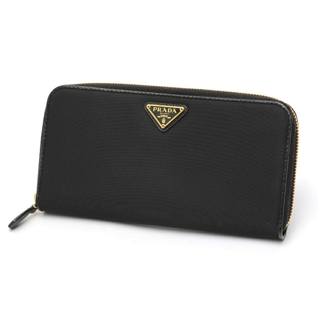 PRADA Triangle Zip Around Wallet 1ML506 Nylon Saffiano Leather Black E-160107: --- Catalog ---Category: SizeSize (HxWxD): 10cm x 20cm x 2.5cm / 3.93'' x 7.87'' x 0.98''Category: DesignType: Long wallet (bi-fold)Color: BlackGender: Men,WomenMaterial: Nylon , Leather Category: Gen