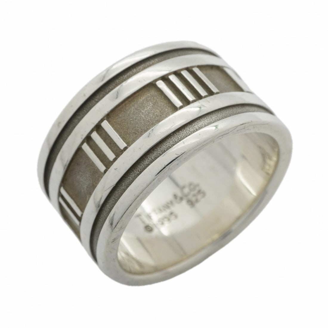Tiffany Atlas Wide Ring, Silver 925, Size 17, Women's: --- Catalog ---Category: SizeJP Size: 17US Size: 8.5Category: DesignType: Band ringGender: WomenMaterial: Silver 925Category: GeneralBrand: Tiffany--- Item List ---Section: ConditionRanking: Rank AB U