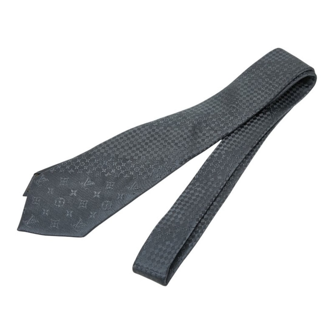 Louis Vuitton Lavatt Mix Monogram Tie M73592 Gray Silk Men's LOUIS VUITTON: --- Catalog ---Category: SizeWidth: 9.5cm / 3.74''Total Length: 152.5cm / 60.03''Category: DesignType: CravatColor: GrayGender: MenMaterial: Silk Category: GeneralMPN: M73592Brand: Louis Vuitton---