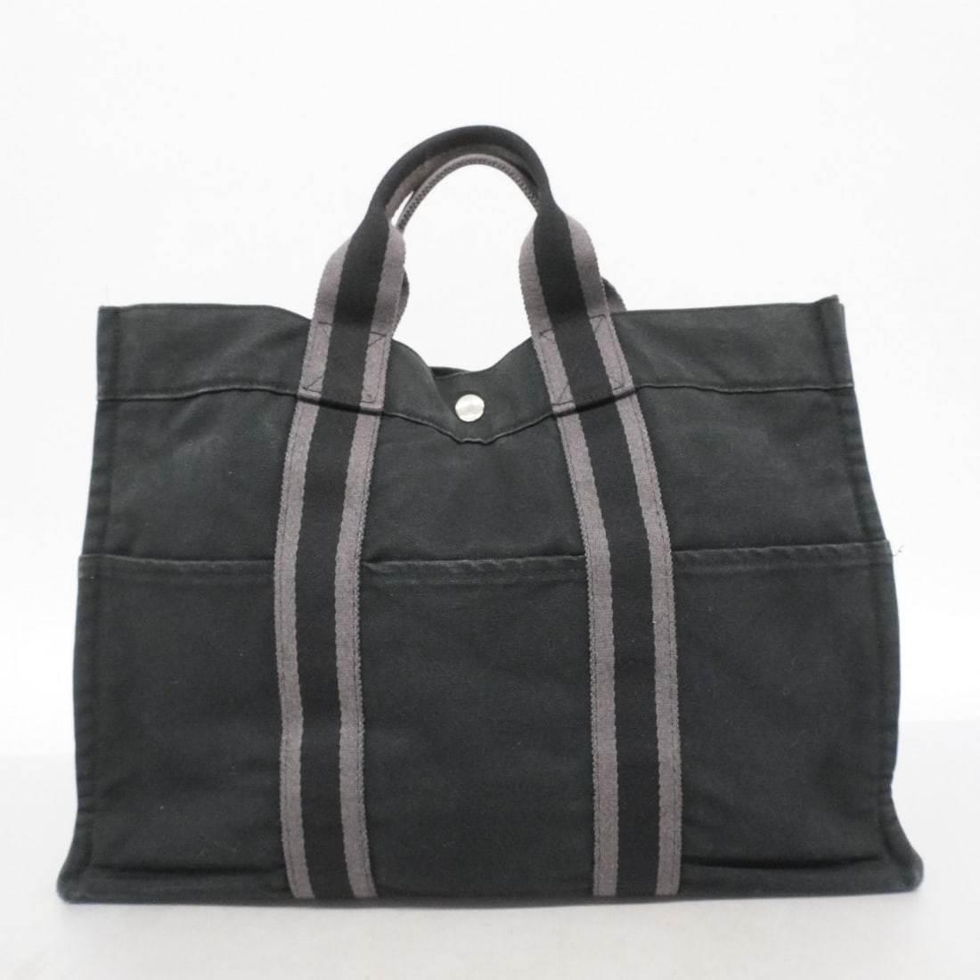 Chanel 1804 handbag - 17