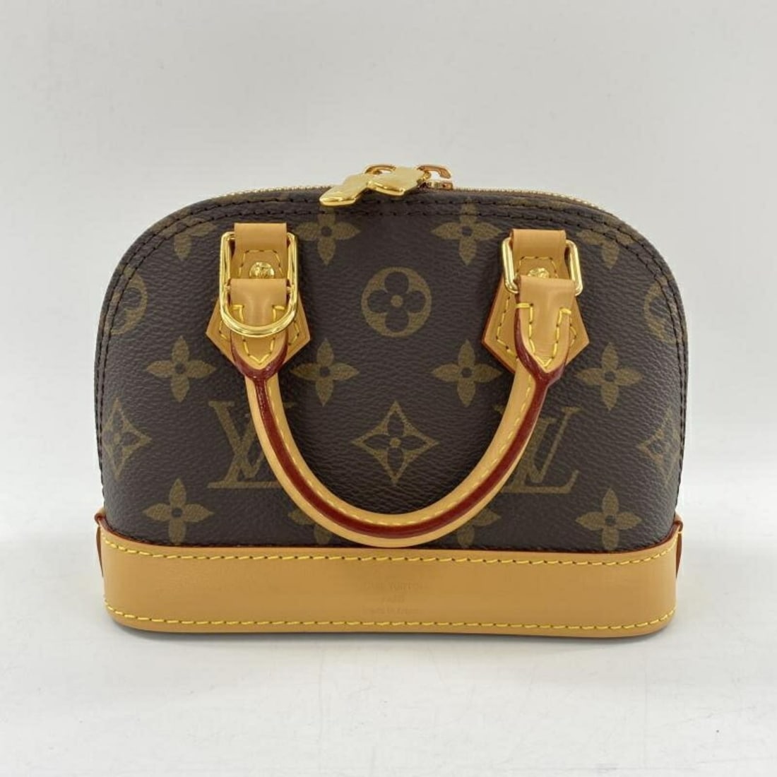 LOUIS VUITTON Nano Alma M82717 Monogram Handbag Brown Louis Vuitton: --- Catalog ---Category: SizeSize (HxWxD): 12cm x 17cm x 8cm / 4.72'' x 6.69'' x 3.14''Category: DesignType: HandbagColor: BrownGender: WomenMaterial: Monogram Category: GeneralBrand: Louis