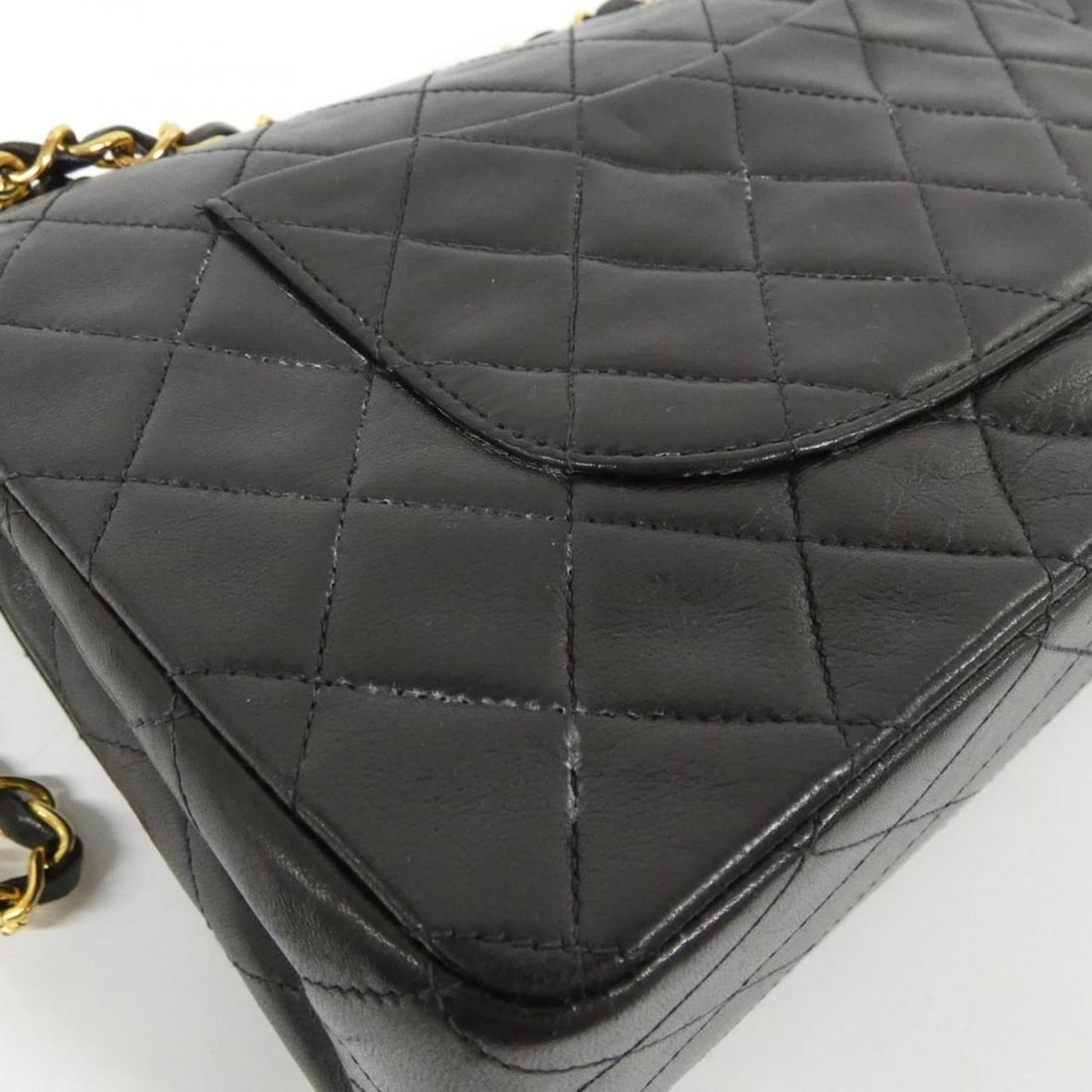 Chanel 1112 Shoulder Bag - 4