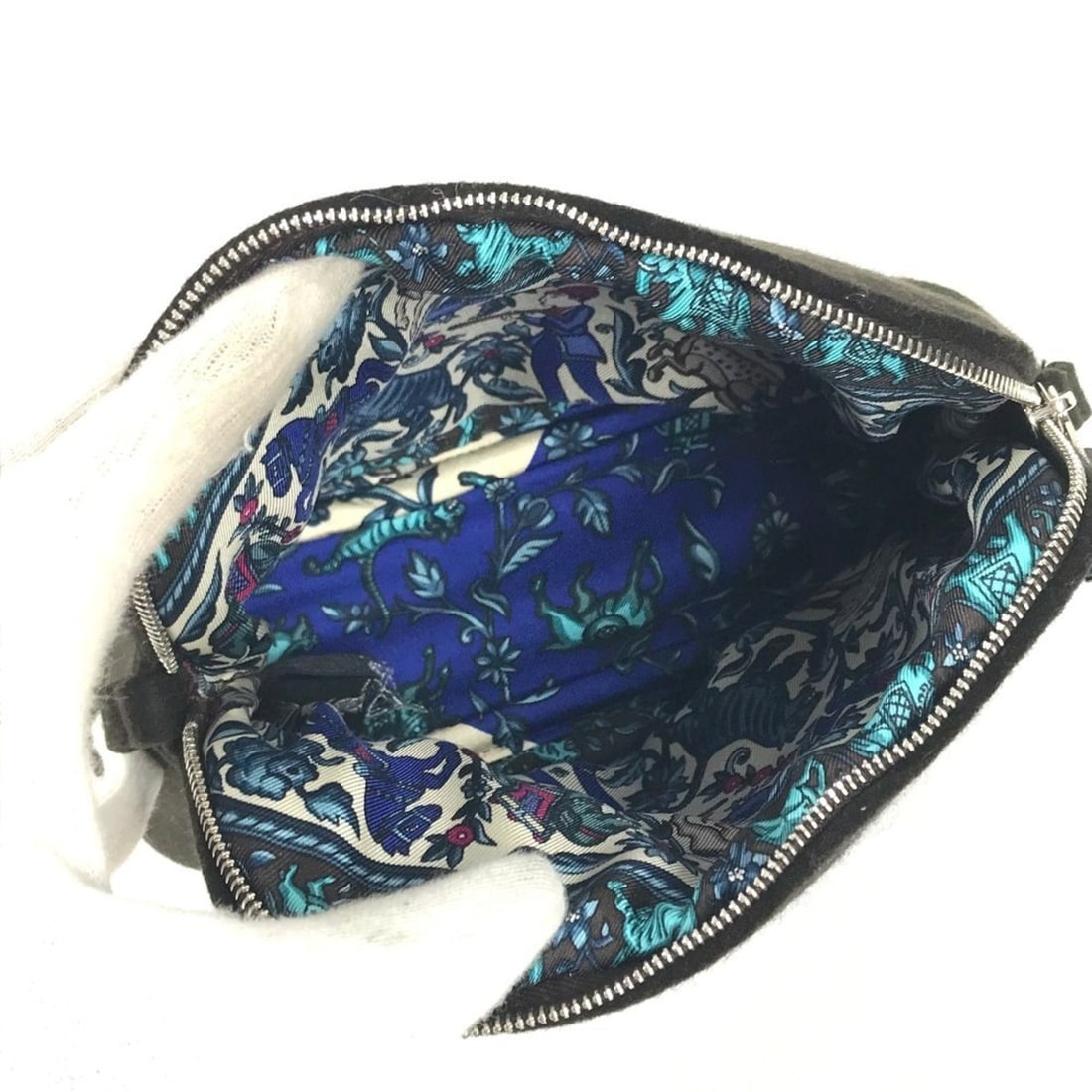 Chanel 03571 Shoulder Bag - 10