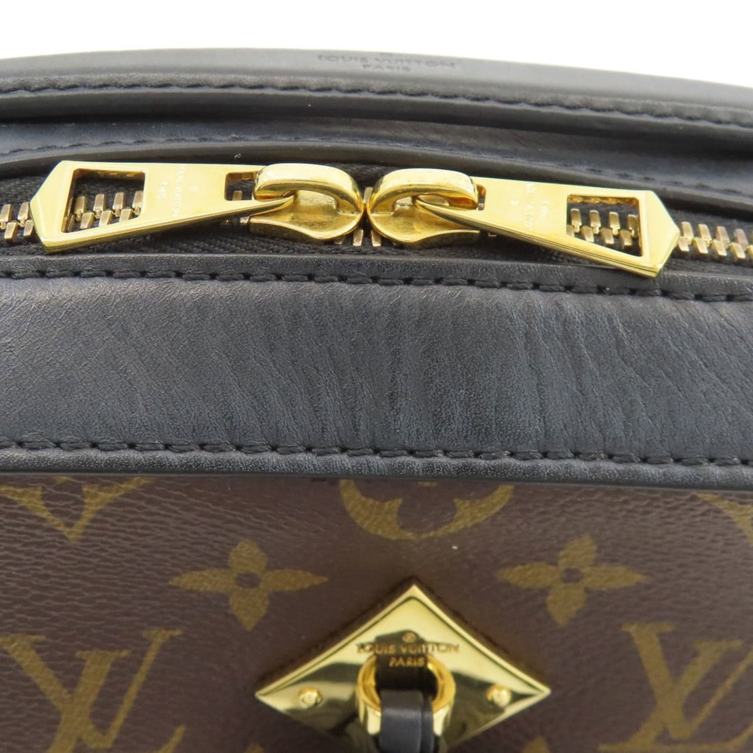 Chanel shoulder bag - 11