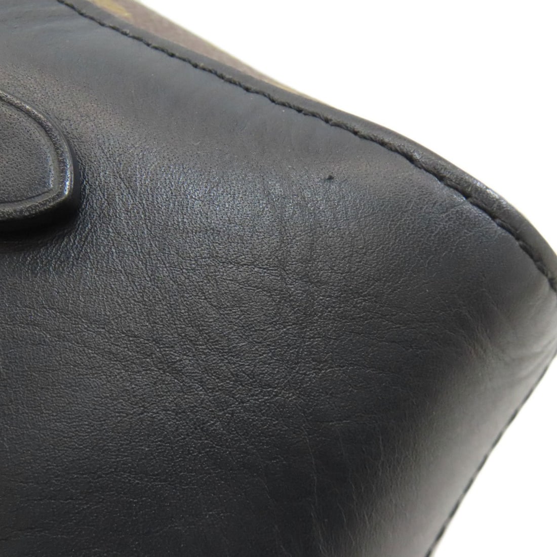 Chanel shoulder bag - 16