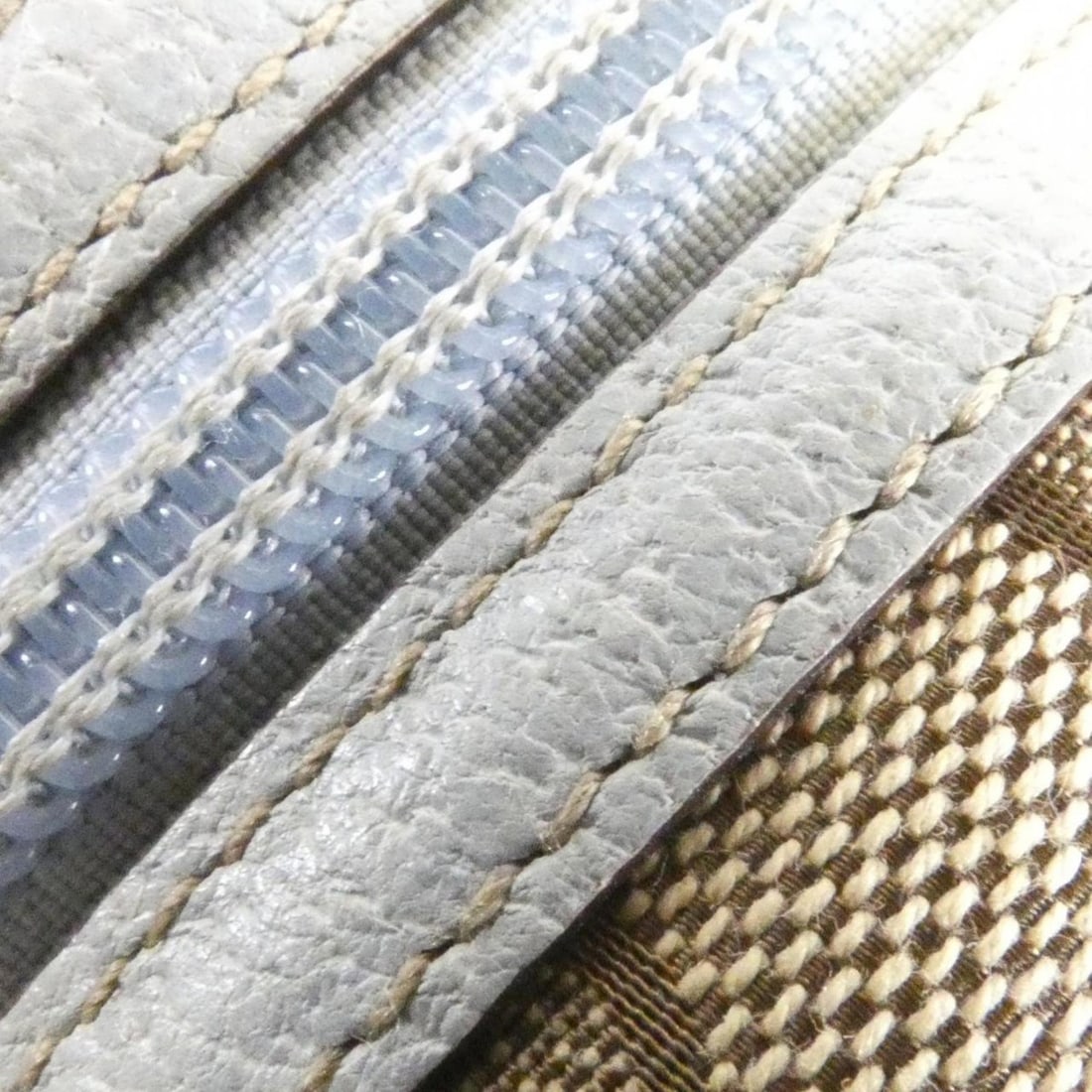 Gucci 124542 handbag - 4