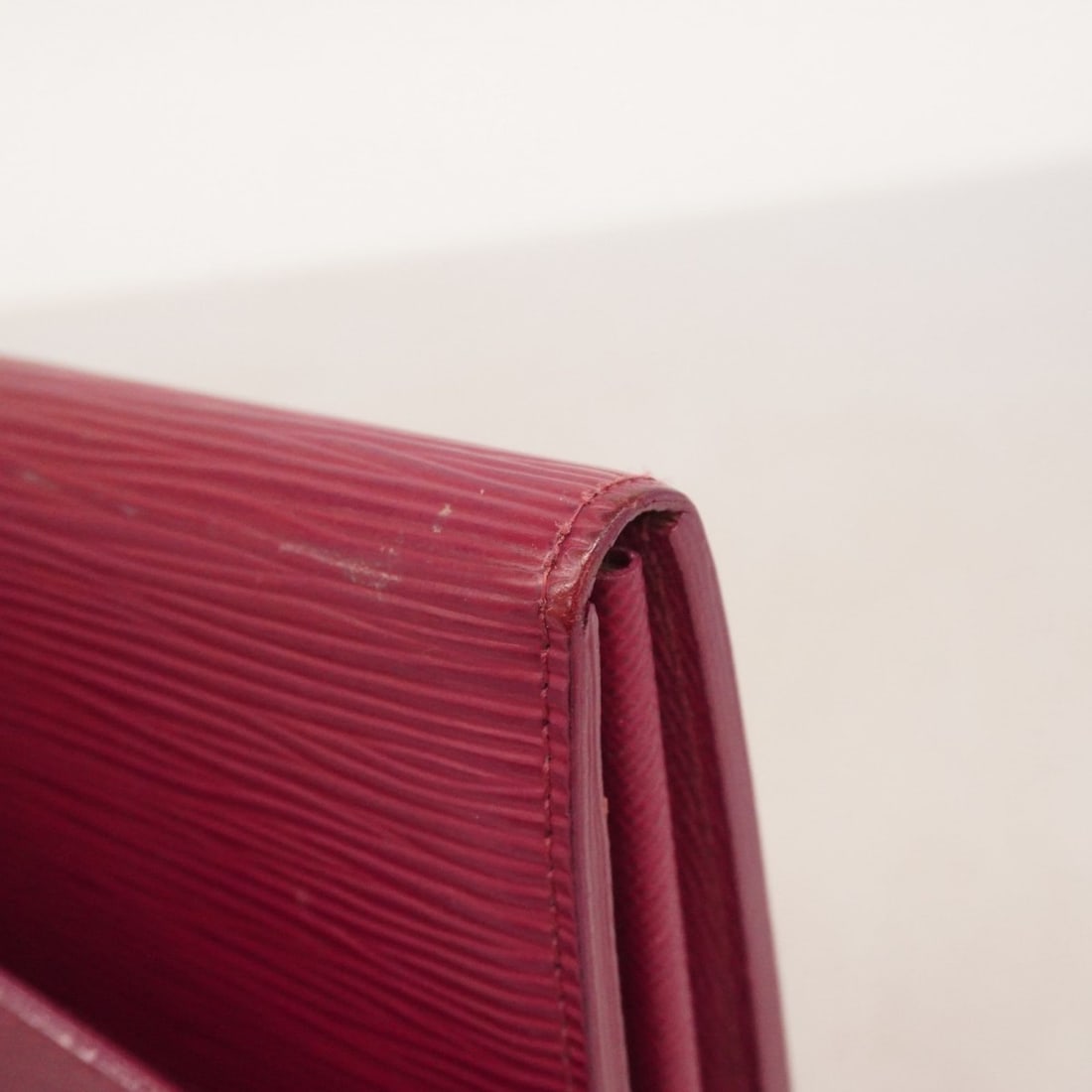 Chanel C Signature Medium Ring - 10