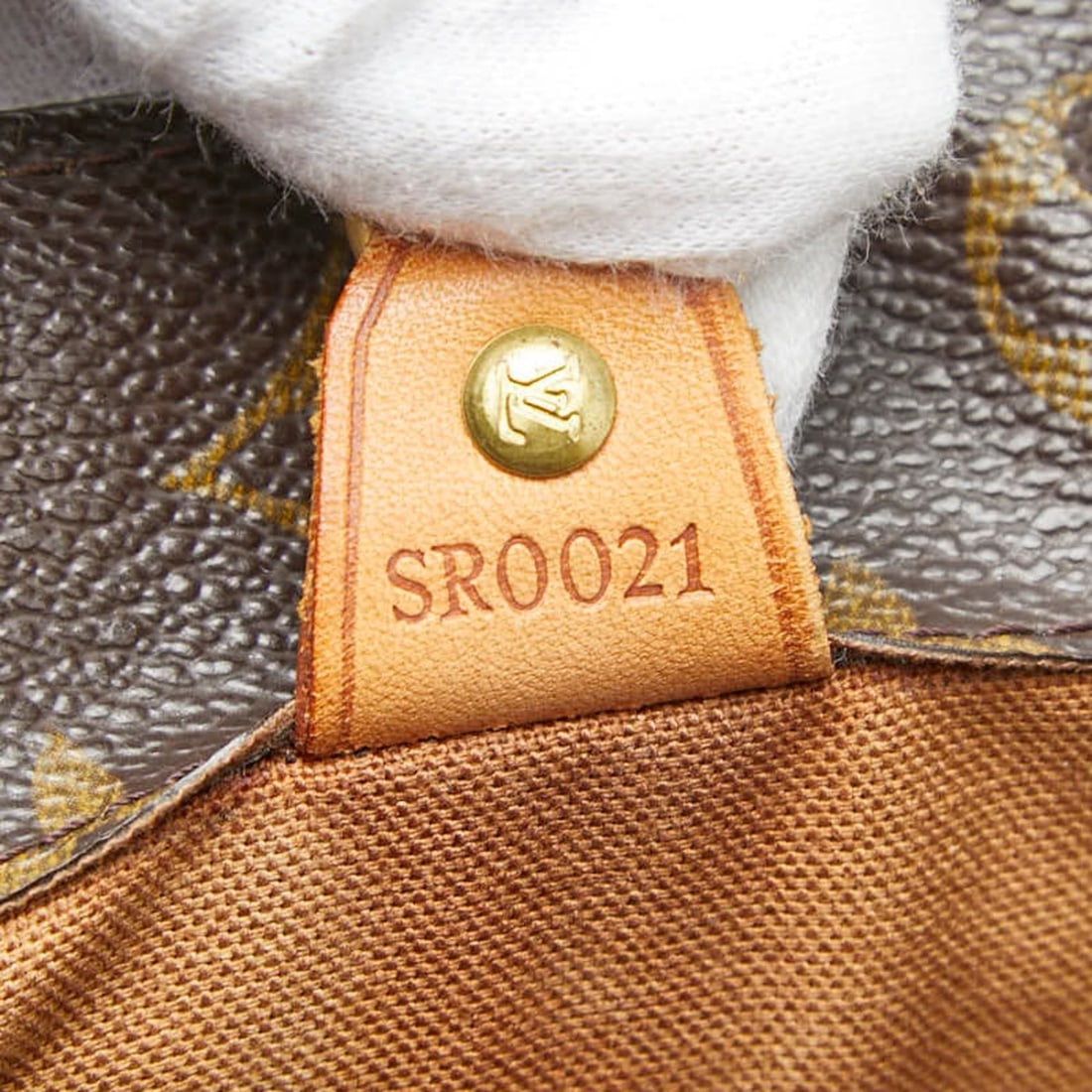 Chanel 20993 Shoulder Bag - 13