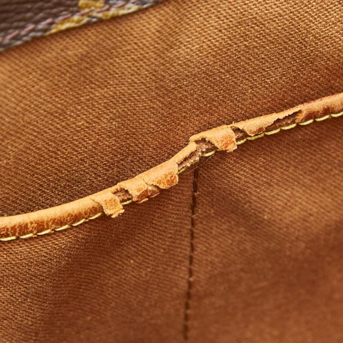 Chanel 20993 Shoulder Bag - 9