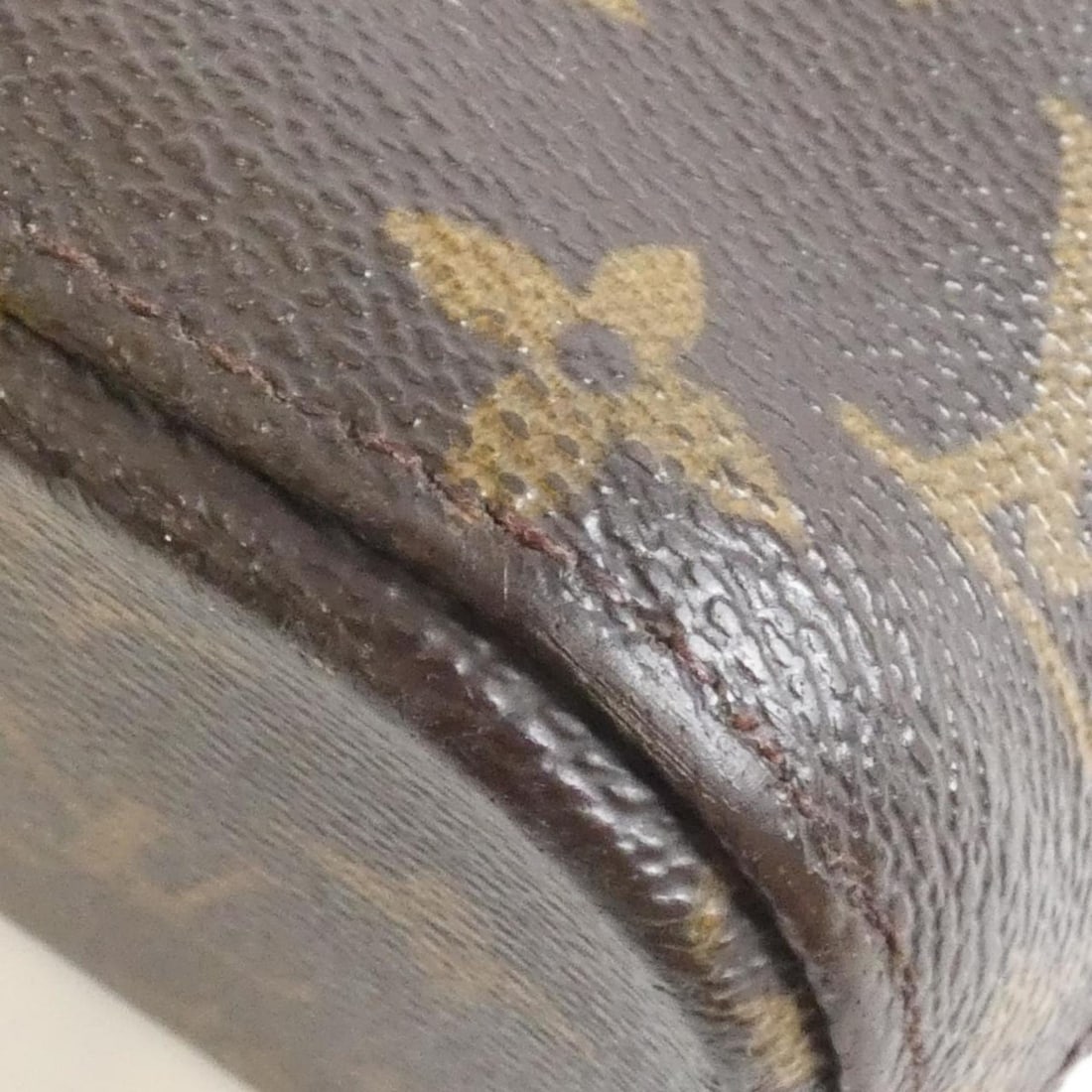 Louis Vuitton Monogram Luco M51155 Handbag - 3