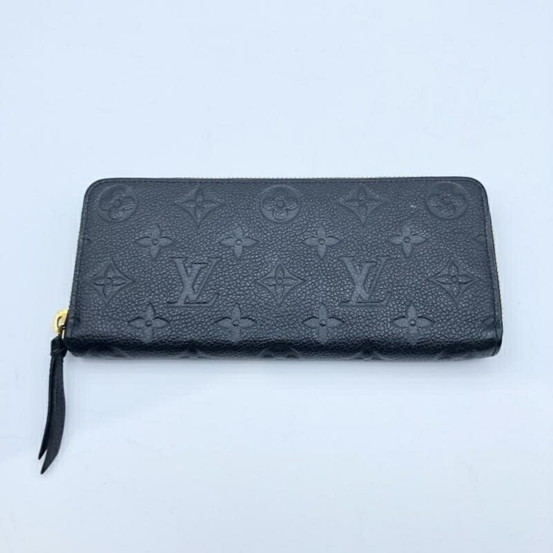 LOUIS VUITTON M60171 Portefeuille Clemence Wallet Monogram Empreinte Black Louis Vuitton: --- Catalog ---Category: SizeSize (HxWxD): 9cm x 19.5cm / 3.54'' x 7.67''Category: DesignColor: BlackMaterial: Monogram Category: GeneralBrand: Louis Vuitton--- Item List ---Section:
