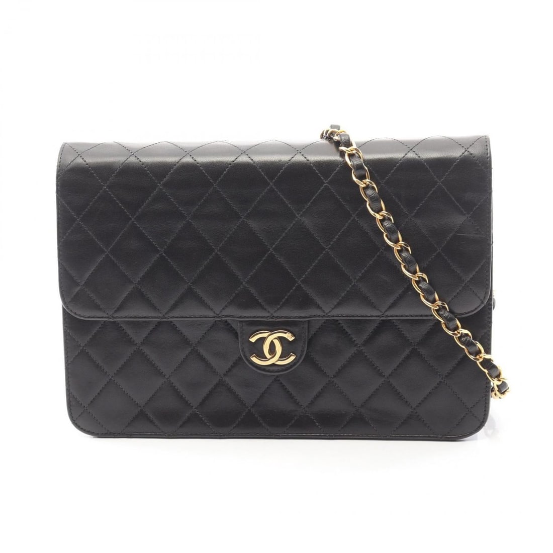 CHANEL Matelasse Shoulder Bag/Handbag in Lambskin Leather, Women's, Black: --- Catalog ---Category: SizeSize (HxWxD): 18.5cm x 25cm x 8cm / 7.28'' x 9.84'' x 3.14''Category: DesignType: Handbag, Shoulder bagColor: BlackGender: WomenMaterial: Leather Hardware Color: GoldLeath