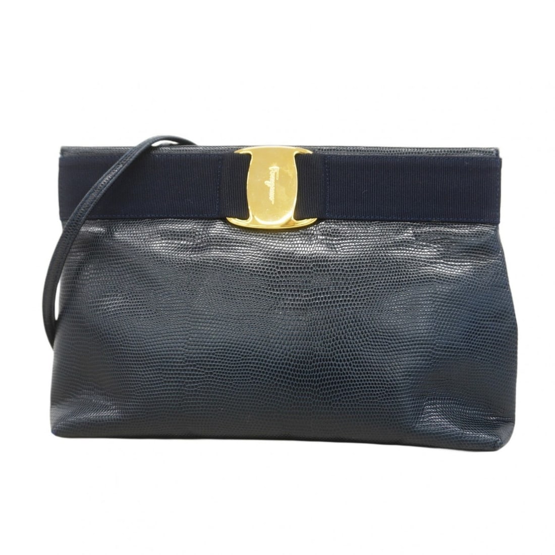 Salvatore Ferragamo Vara Leather Shoulder Bag in Navy Blue for Women: --- Catalog ---Category: SizeSize (HxWxD): 18.5cm x 27.5cm x 7cm / 7.28'' x 10.82'' x 2.75''Category: DesignType: Shoulder bagColor: NavyGender: WomenMaterial: Leather Hardware Color: GoldCategory: Ge