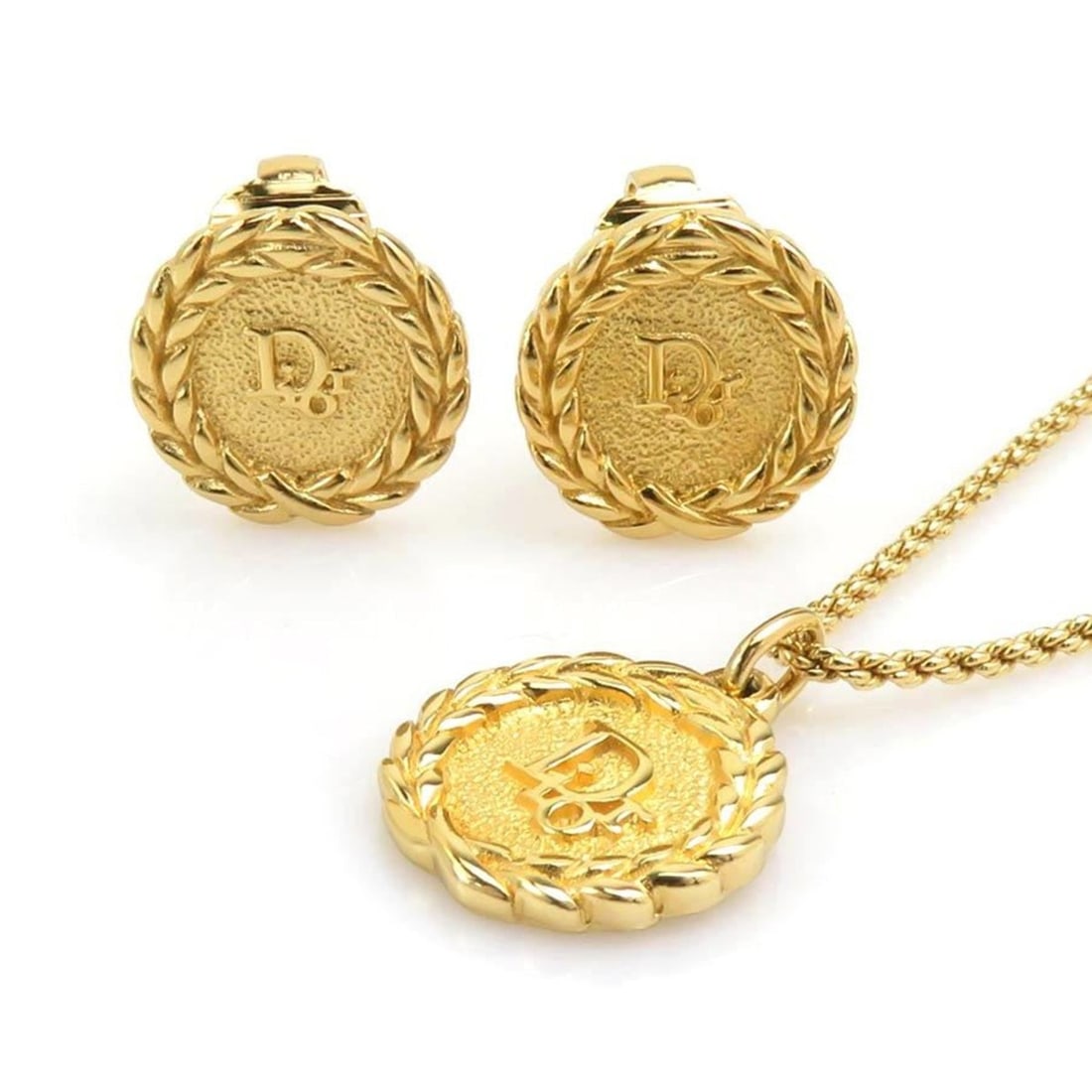 Christian Dior necklace and earrings set, 2 pieces, gold, women's, free shipping, r11043k: --- Catalog ---Category: SizeDiameter: 15mm / 0.59''Category: DesignType: Clip earringsColor: GoldGender: WomenMaterial: MetalCategory: GeneralBrand: Christian Dior--- Item List ---Section: ConditionR