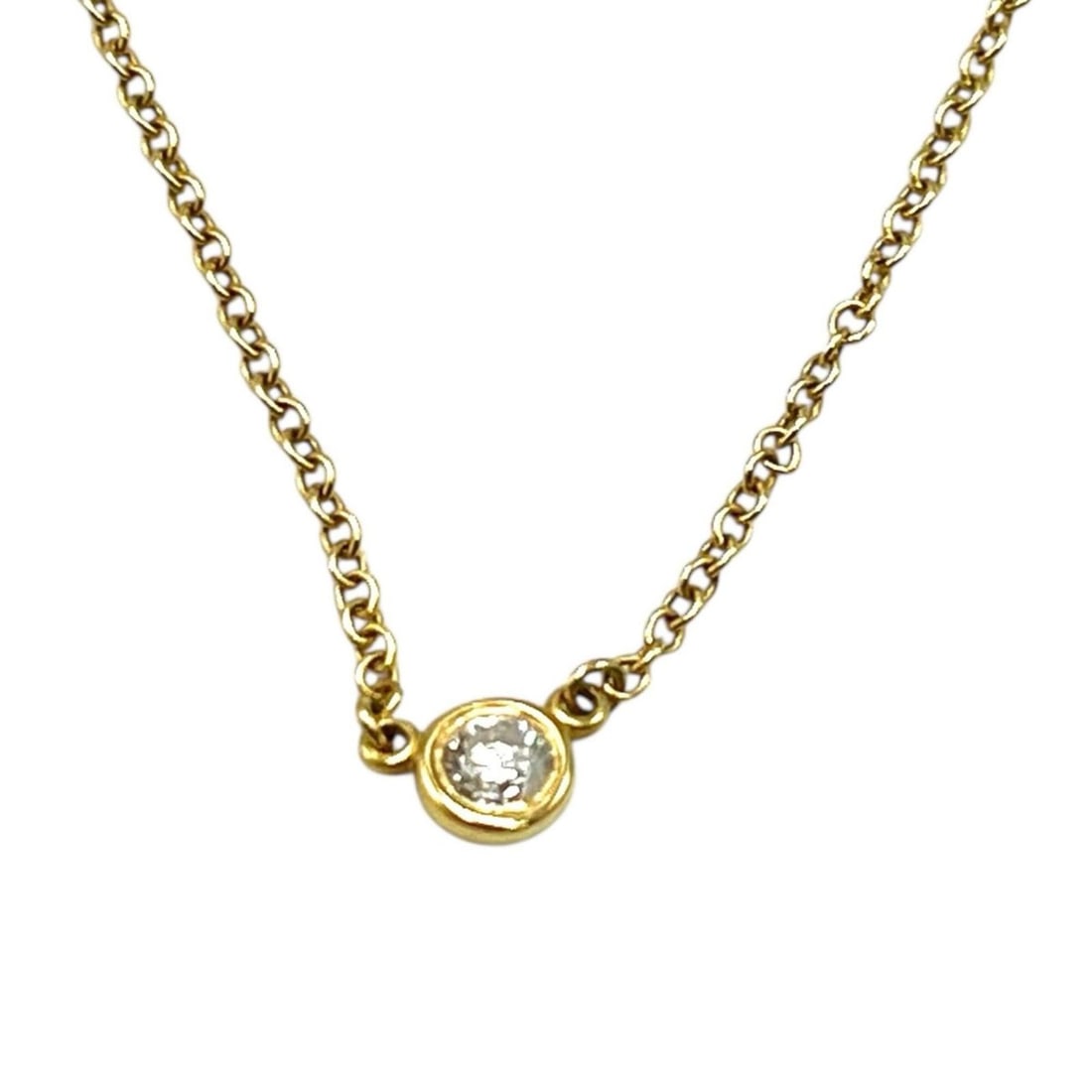 Tiffany & Co. Elsa Peretti By the Yard Necklace in 18K Yellow Gold with Diamonds for Women: --- Catalog ---Category: SizePendant Size: 4mm x 4mm / 0.15'' x 0.15''Neck Circumference: 40 cm / 15.74''Category: DesignColor: GoldGender: WomenMaterial: Yellow gold (18K)Necklace Type: NecklaceCateg