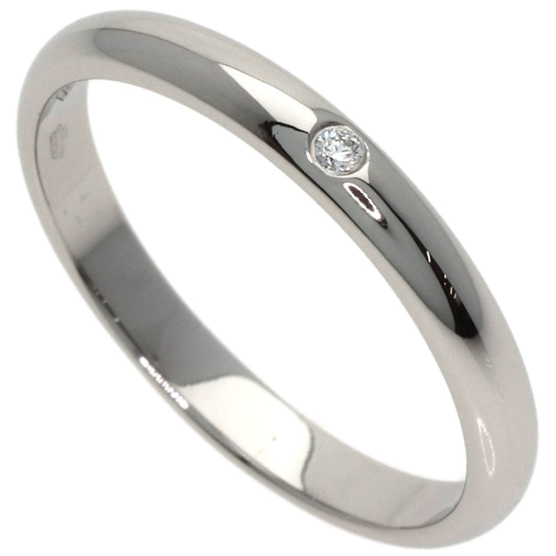 Cartier Classic Wedding Ring with 1 Diamond #51 in Platinum PT950 for Women: --- Catalog ---Category: SizeWidth: 2.4mm / 0.09''Weight: 2.8g / 0.09oz.JP Size: 11US Size: 6Category: DesignType: Band ringMetal: PlatinumStone: DiamondGender: WomenMetal Purity: Platinum950Category: