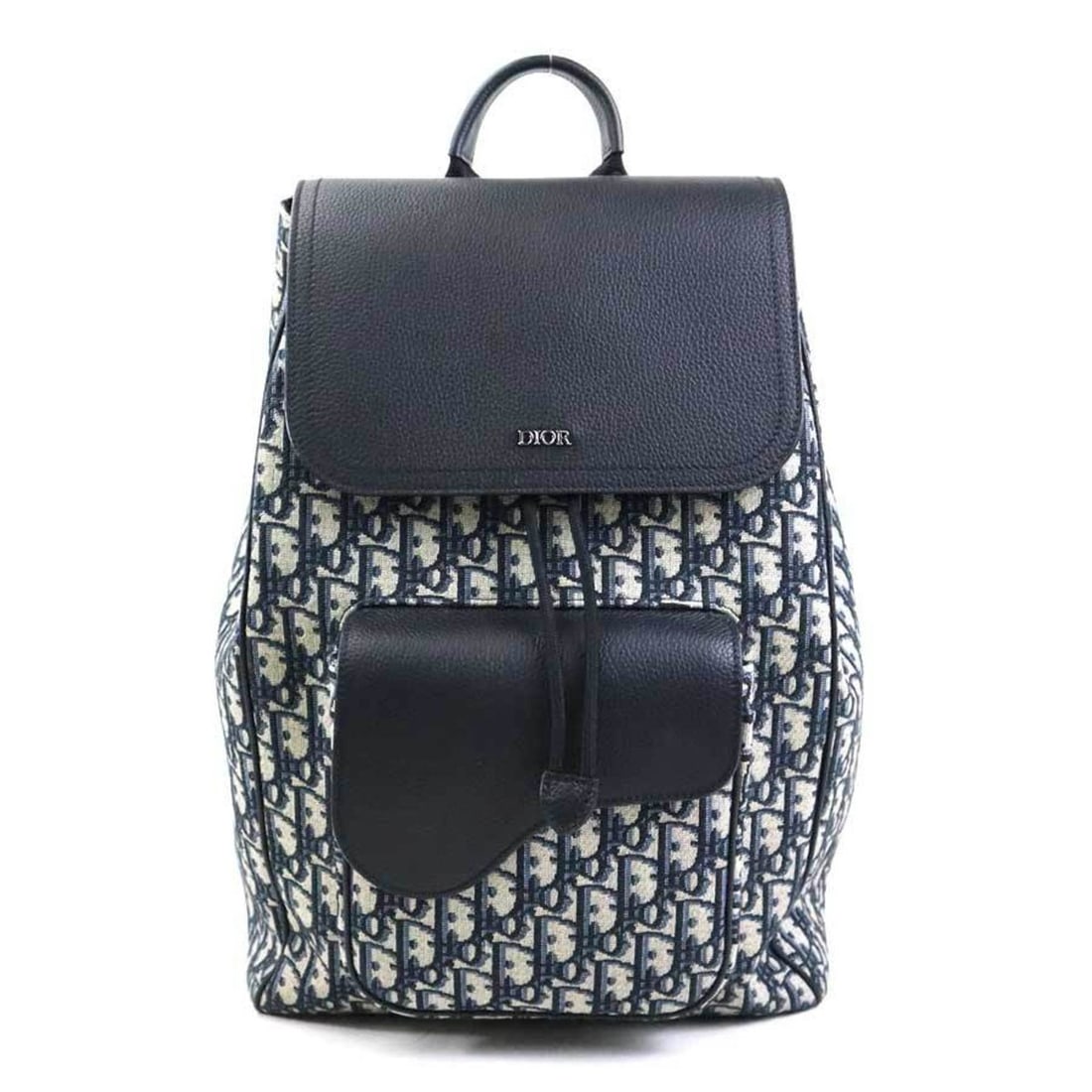 Christian Dior Oblique Saddle Canvas and Leather Backpack in Navy Blue, Men's, Free Shipping, 90171k: --- Catalog ---Category: SizeSize (HxWxD): 40cm x 26cm x 13cm / 15.74'' x 10.23'' x 5.11''Category: DesignType: BackpackColor: NavyGender: WomenMaterial: Leather , Canvas Category: GeneralBrand: Chris
