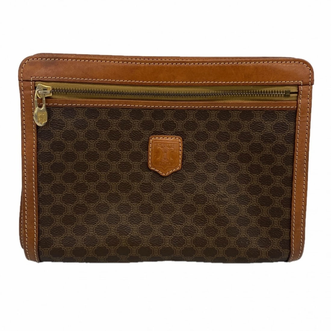 Celine clutch bag Macadam brown women's: --- Catalog ---Category: SizeSize (HxWxD): 19cm x 25cm x 6cm / 7.48'' x 9.84'' x 2.36''Category: DesignType: Clutch bagColor: BrownGender: WomenMaterial: PVC Hardware Color: GoldCategory: GeneralBrand