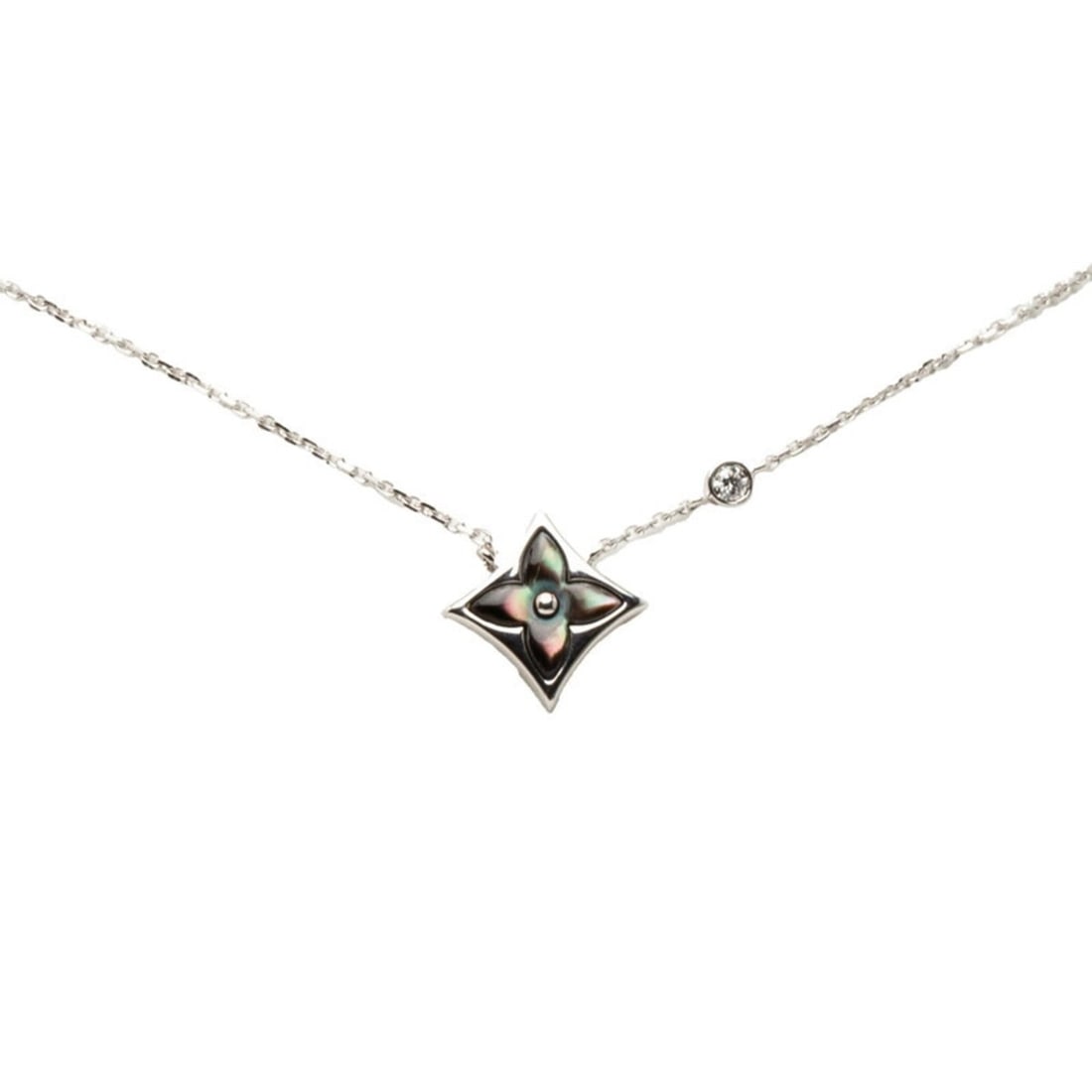 Louis Vuitton Pendant Star Blossom BB Necklace Q93696 18KWG White Gold Gray Shell Women's LOUIS: --- Catalog ---Category: SizePendant Size: 13.8mm x 13.8mm / 0.54'' x 0.54''Neck Circumference: 43 cm / 16.92''Category: DesignGender: WomenMaterial: White gold (18K)Necklace Type: NecklaceCategory: G
