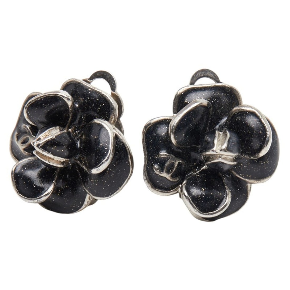 CHANEL Camellia Coco Mark Earrings in Black and Silver Metal, Women's: --- Catalog ---Category: SizeSize (HxWxD): 20.50mm x 20.70mm / 0.81'' x 0.81''Category: DesignType: Clip earringsColor: Black, SilverGender: WomenMaterial: MetalCategory: GeneralBrand: Chanel--- Item