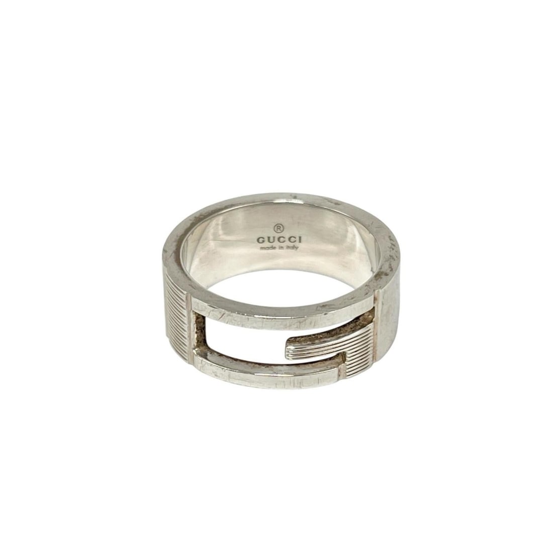 Gucci Open G Ring in Silver 925 for Women: --- Catalog ---Category: SizeJP Size: 16US Size: 8Category: DesignType: Band ringColor: SilverGender: WomenMaterial: Silver 925Category: GeneralBrand: Gucci--- Item List ---Section: ConditionRanking: