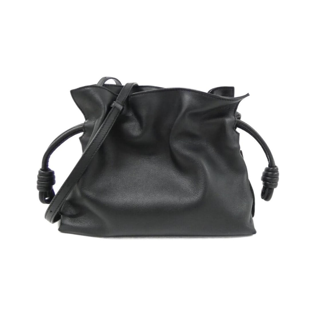 Loewe Flamenco Clutch Mini A411FC2X17 Handbag: --- Catalog ---Category: SizeSize (HxWxD): 19cm x 23cm x 7cm / 7.48'' x 9.05'' x 2.75''Category: DesignType: HandbagColor: BlackGender: WomenMaterial: Leather Hardware Color: GoldLeather/Fur Type: