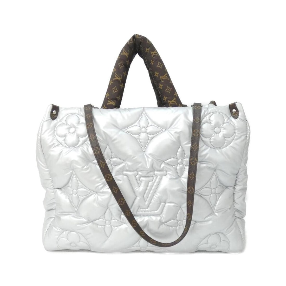 Louis Vuitton LV Pillow On-the-Go GM M21053 Handbag: --- Catalog ---Category: SizeSize (HxWxD): 34cm x 41cm x 19cm / 13.38'' x 16.14'' x 7.48''Category: DesignType: HandbagColor: SilverGender: Men,WomenMaterial: Nylon Hardware Color: SilverCategory: