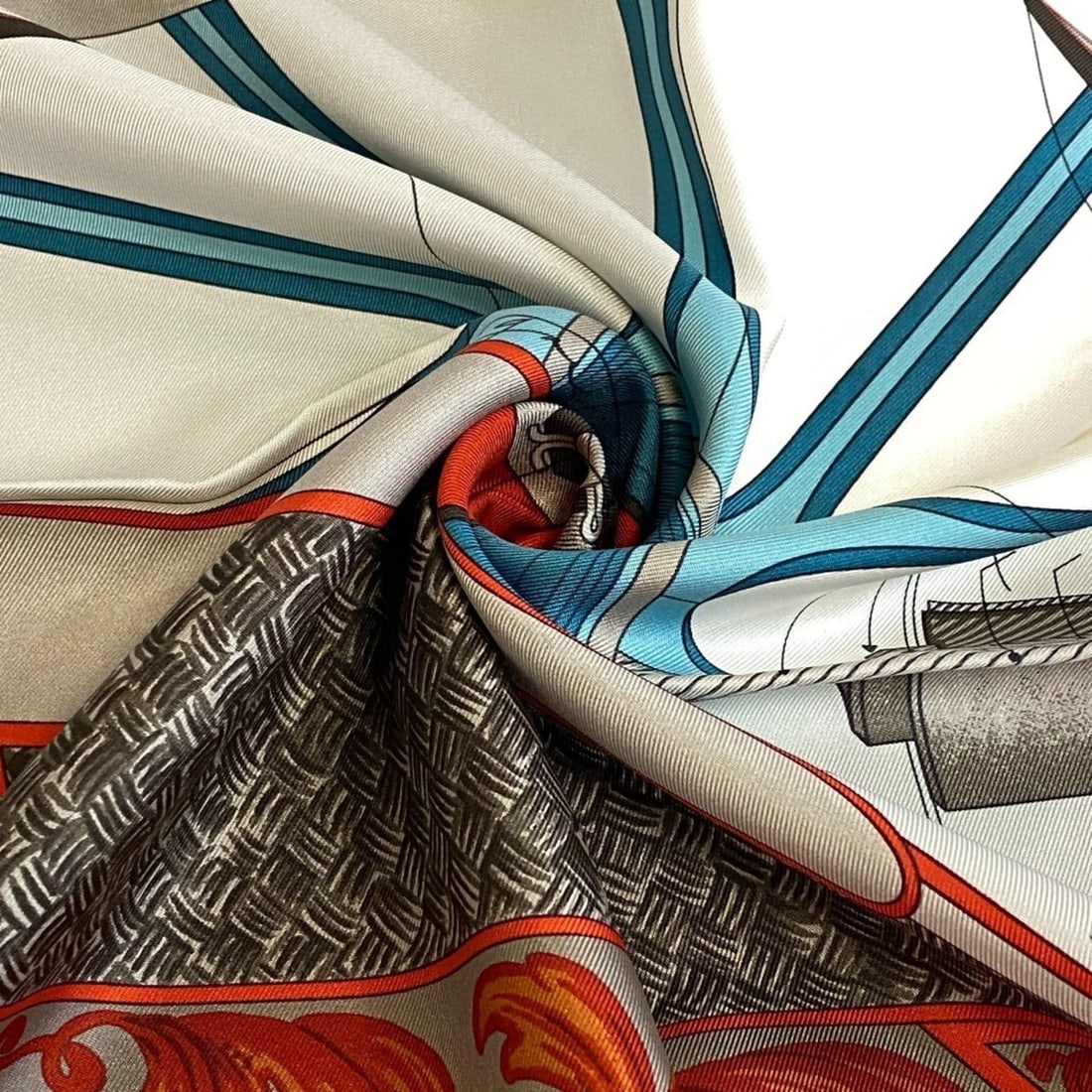 HERMES Carré 90 PROJET de VOITURE PETIT-DUC BATEAU Horse-Drawn Carriage Scarf Muffler Multicolor: --- Catalog ---Category: SizeSize (LxW): 90cm x 90cm / 35.43'' x 35.43''Category: DesignType: ScarfColor: Multi-colorGender: WomenMaterial: Silk Category: GeneralBrand: Hermes--- Item List ---Section: