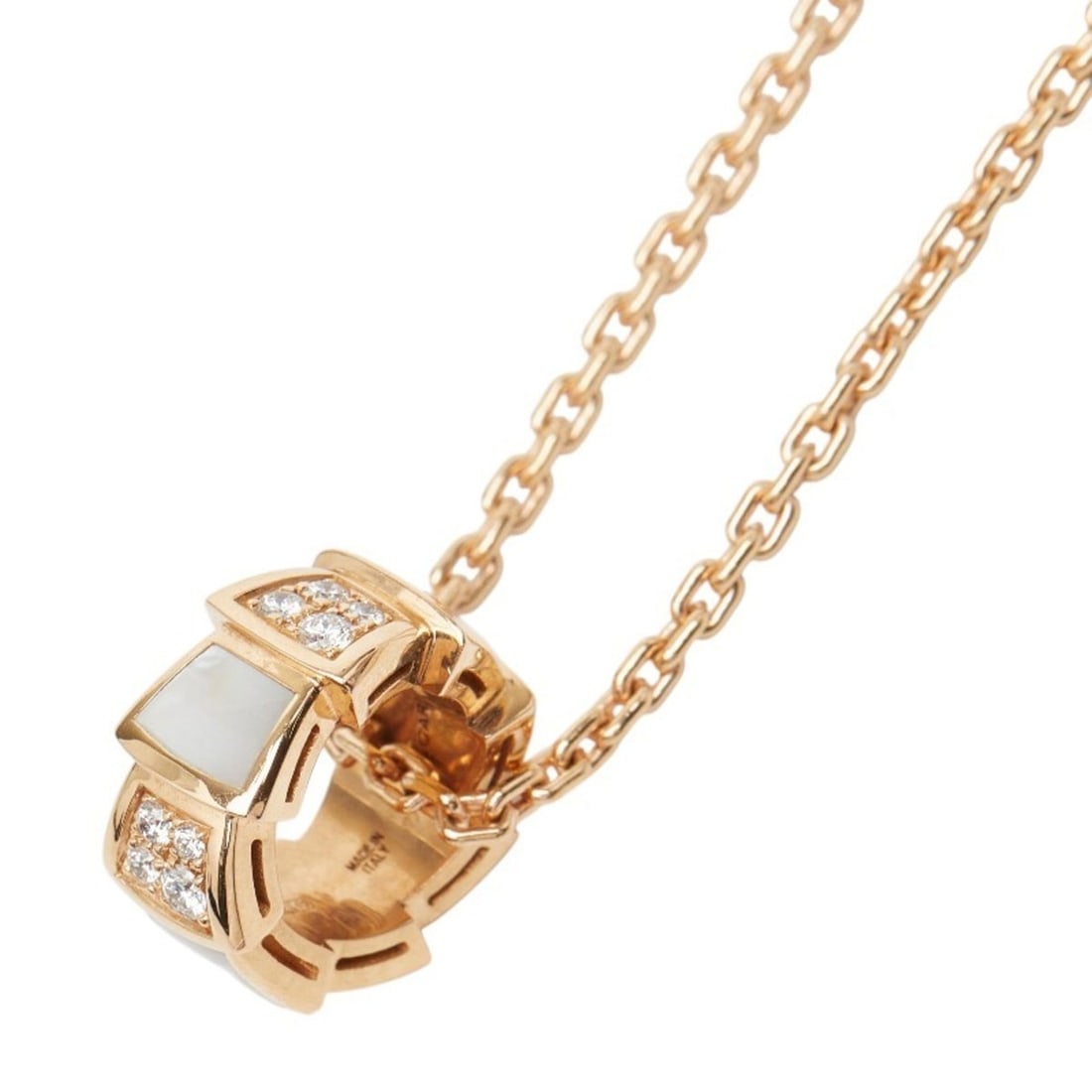 Bvlgari Serpenti Viper Necklace in 18K Pink Gold with Diamonds and Mother-of-Pearl for Women: --- Catalog ---Category: SizePendant Size: 12.9mm x 6.3mm / 0.5'' x 0.24''Neck Circumference: 44 cm / 17.32''Category: DesignStone: Diamond, Mother of pearlGender: WomenMaterial: Pink gold (18K)Neckla
