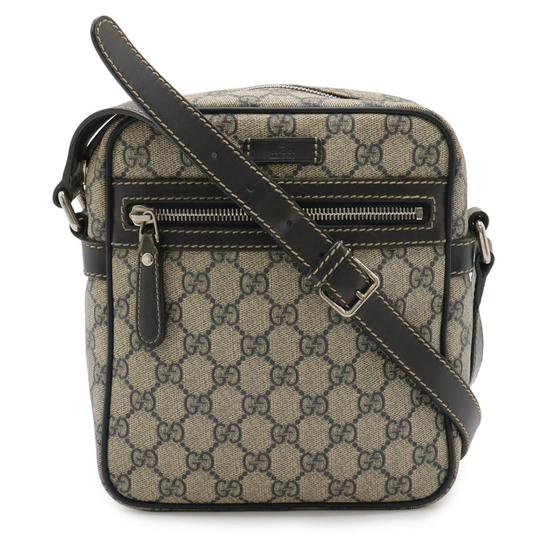 GUCCI GG Plus Supreme Shoulder Bag Pochette Leather Navy/Beige 233268: --- Catalog ---Category: SizeSize (HxWxD): 21.5cm x 19cm x 6.5cm / 8.46'' x 7.48'' x 2.55''Category: DesignType: Pochette, Shoulder bagColor: Beige, NavyGender: WomenMaterial: Canvas Category: General